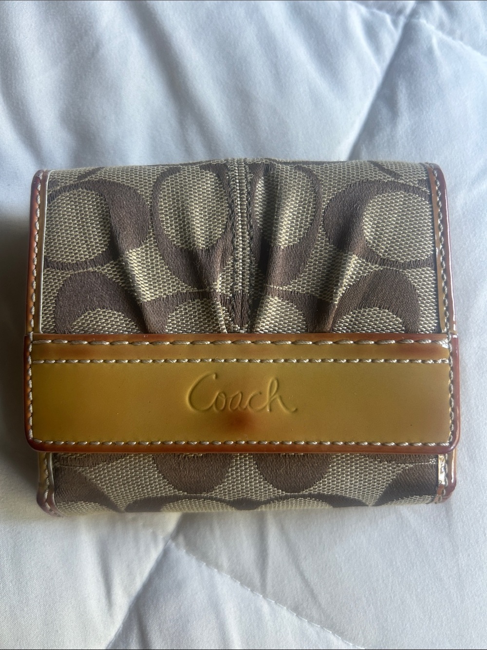 Coach Brown Signature Canvas wallet with card Holder with Tan Leather Accent